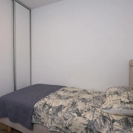 Megi By Guide Banjole