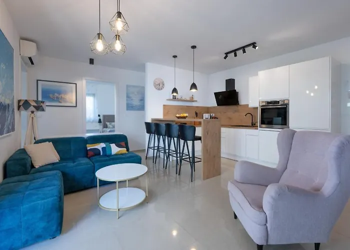 아파트 Megi By Guide