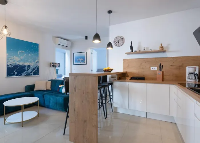 Megi By Guide 아파트 반졸레